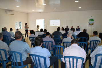 Foto - Assembleia da Rota do Yucumã em Tenente Portela