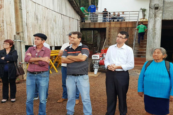 Foto - Associações de Produtores recebem equipamentos agrícolas