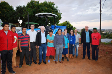 Foto - Associações de Produtores recebem equipamentos agrícolas