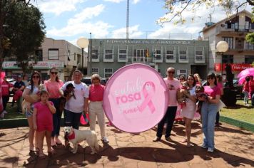 Foto - DESFILE DAS PODEROSAS