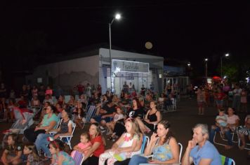 Foto - PEÇA TEATRAL “O NATAL DA FAMÍLIA GENTIL” FOI ATRAÇÃO NO “NATAL DA FELIZ CIDADE”