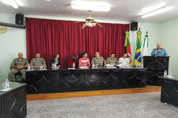 Foto - Brigada Militar recebe veículo doado por municípios e Poder Judiciário