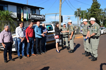 Foto - Brigada Militar recebe veículo doado por municípios e Poder Judiciário