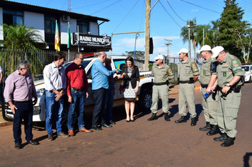 Foto - Brigada Militar recebe veículo doado por municípios e Poder Judiciário