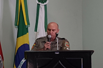 Foto - Brigada Militar recebe veículo doado por municípios e Poder Judiciário