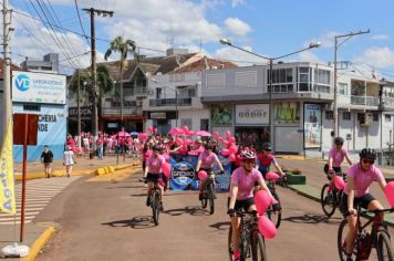 Foto - DESFILE DAS PODEROSAS