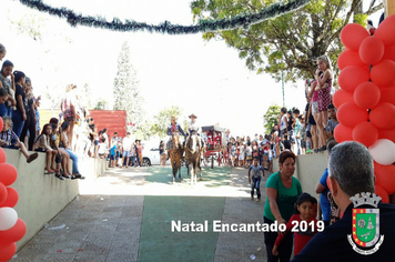 Foto - Chegada do Papai Noel - Natal Encantado 2019