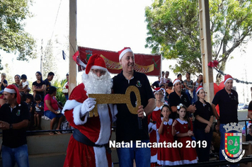 Foto - Chegada do Papai Noel - Natal Encantado 2019