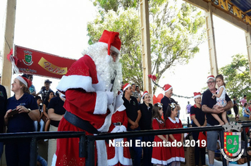 Foto - Chegada do Papai Noel - Natal Encantado 2019