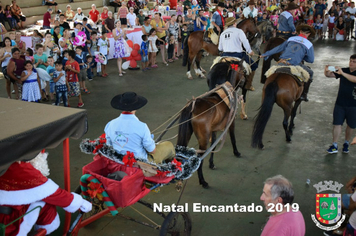 Foto - Chegada do Papai Noel - Natal Encantado 2019