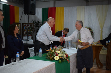 Foto - Comenda CTG Sentinela da Fronteira - Homenagem aos ex- Patrões