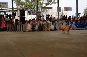 Foto - ACAMPAMENTO FARROUPILHA - APRESENTAÇÃO DE INVERNADAS