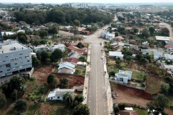 Foto - INAUGURAÇÃO ASFALTO RUA TUPÃ