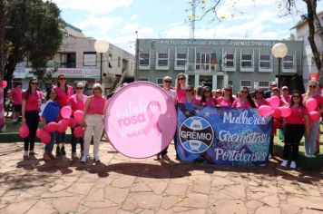 Foto - DESFILE DAS PODEROSAS