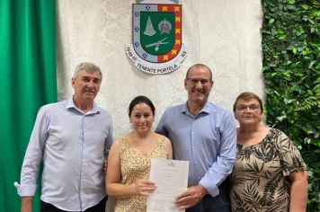 Foto - POSSE DE  21 NOVOS SERVIDORES MUNICIPAIS