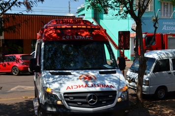 Foto - Entrega Caminhão de Bombeiros/SAMU