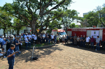 Foto - Entrega Caminhão de Bombeiros/SAMU