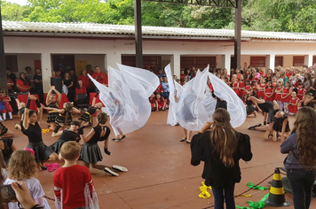 Foto - Escola Ayrton Senna  3ª edição “ Dia da Família na Escola”