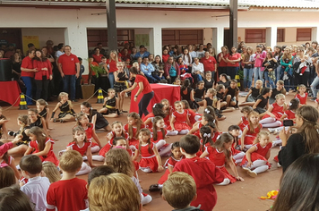 Foto - Escola Ayrton Senna  3ª edição “ Dia da Família na Escola”