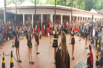 Foto - Escola Ayrton Senna  3ª edição “ Dia da Família na Escola”