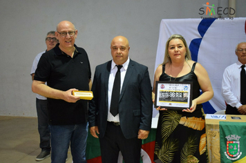 Foto - Escola Educar de Artes Marciais realiza exame de faixa preta de Taekwondo em Tenente Portela