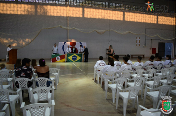 Foto - Escola Educar de Artes Marciais realiza exame de faixa preta de Taekwondo em Tenente Portela