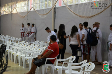 Foto - Escola Educar de Artes Marciais realiza exame de faixa preta de Taekwondo em Tenente Portela