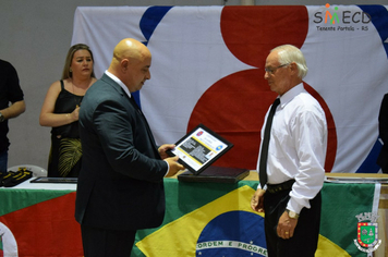 Foto - Escola Educar de Artes Marciais realiza exame de faixa preta de Taekwondo em Tenente Portela