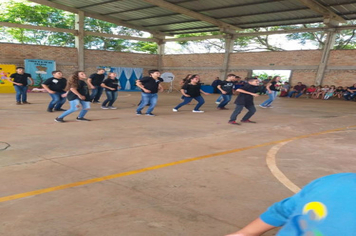 Foto - Escola Marcílio Dias realiza 2º Dia da Família na Escola