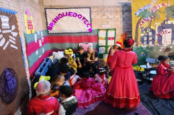 Foto - Família na Escola - Escola Marcílio Dias