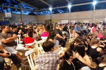 Foto - Família na Escola - Escola Marcílio Dias