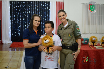 Foto - Formatura Alunos Proerd - Programa Educacional de Resistência as Drogas