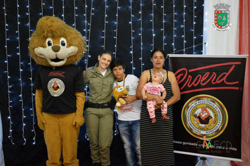 Foto - Formatura Alunos Proerd - Programa Educacional de Resistência as Drogas