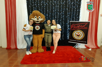 Foto - Formatura Alunos Proerd - Programa Educacional de Resistência as Drogas