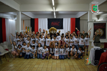 Foto - Formatura Alunos Proerd - Programa Educacional de Resistência as Drogas