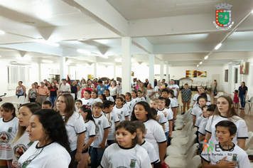 Foto - Formatura Alunos Proerd - Programa Educacional de Resistência as Drogas