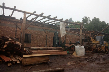 Foto - Fotos  Estragos Empresa em Tenente Portela