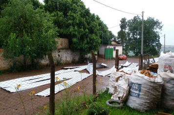 Foto - Fotos  Estragos Empresa em Tenente Portela