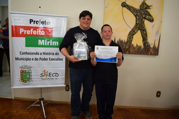 Foto - Fotos Projeto  Prefeito Mirim 2019  - Entrega dos Certificados