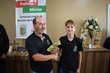 Foto - Fotos Projeto  Prefeito Mirim 2019  - Entrega dos Certificados