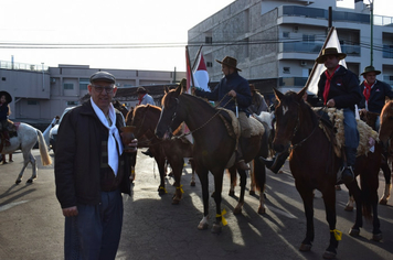 Foto - Inicia Cavalgada Ten. Mário Portela Fagundes