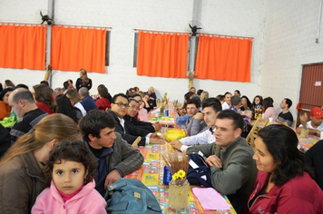 Foto - Jantar da Escola Marcilio Dias