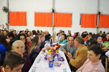 Foto - Jantar da Escola Marcilio Dias