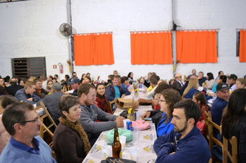 Foto - Jantar da Escola Marcilio Dias