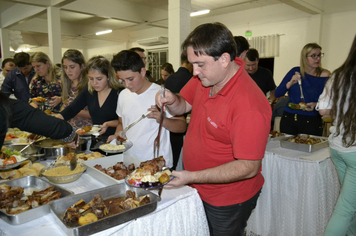 Foto - Jantar da Escola Municipal Ayrton Senna