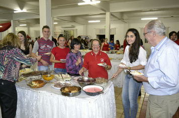 Foto - Jantar da Escola Municipal Ayrton Senna