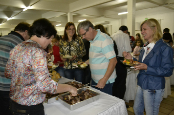Foto - Jantar da Escola Municipal Ayrton Senna