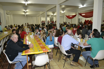 Foto - Jantar da Escola Municipal Ayrton Senna