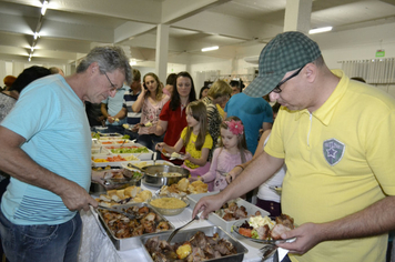 Foto - Jantar da Escola Municipal Ayrton Senna