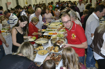 Foto - Jantar da Escola Municipal Ayrton Senna
